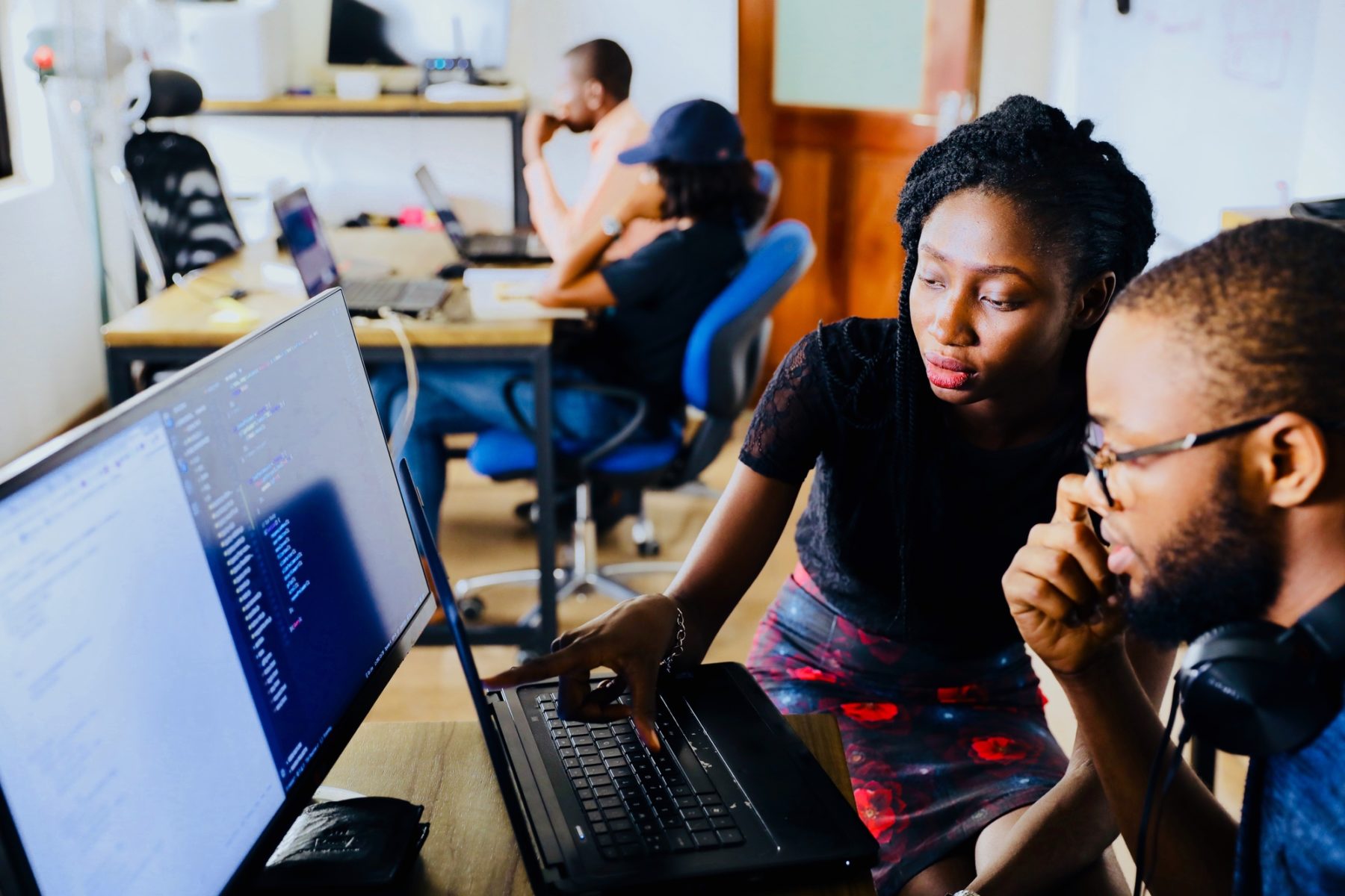 desola-lanre-ologun-IgUR1iX0mqM-unsplash (2)